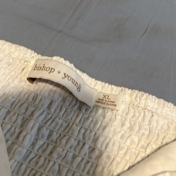 Bishop and young juniors top. - Picture 4 of 7